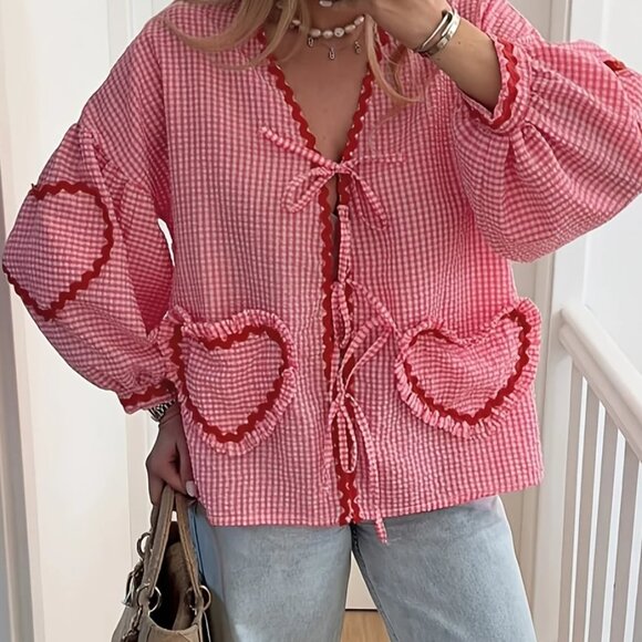 Heart Patch Plaid Pattern Bowtie Lantern Sleeve Picnic Blouse - Picture 3 of 4